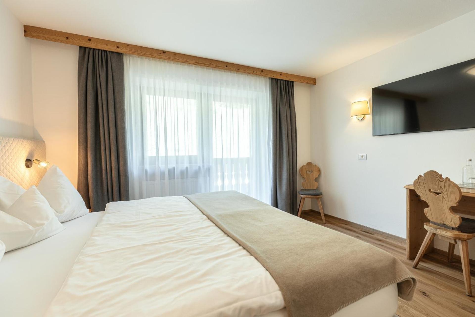 Hotel Niblea Dolomites Ortisei Exterior foto