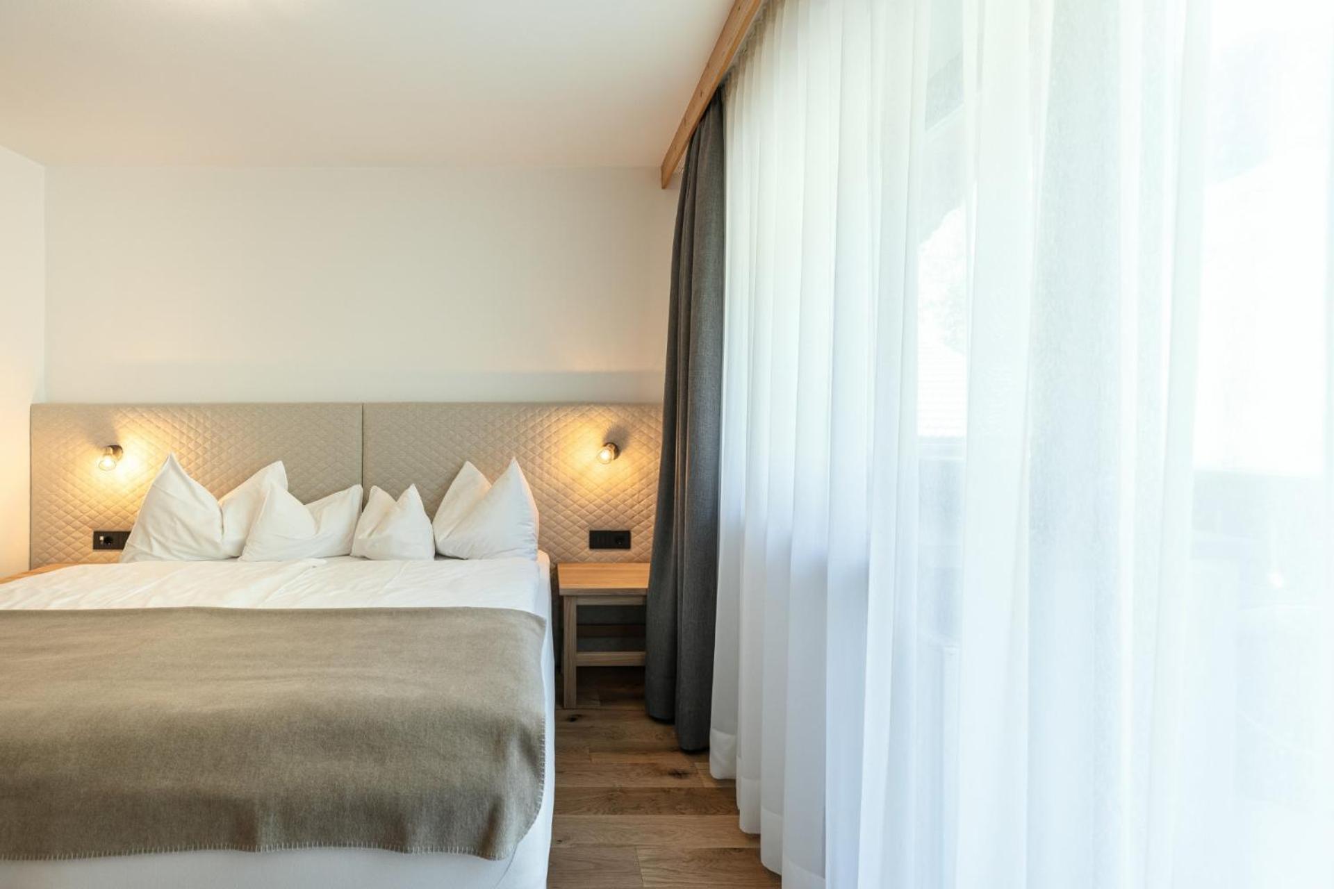 Hotel Niblea Dolomites Ortisei Exterior foto