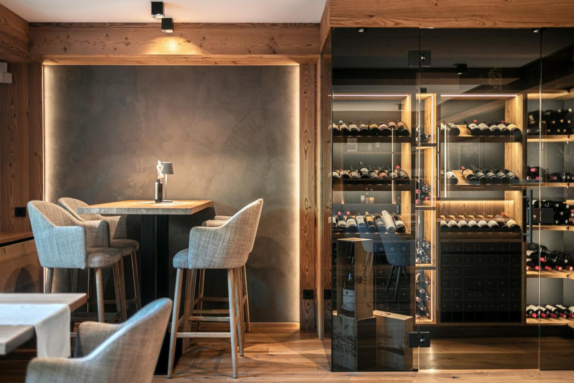 Hotel Niblea Dolomites Ortisei Exterior foto