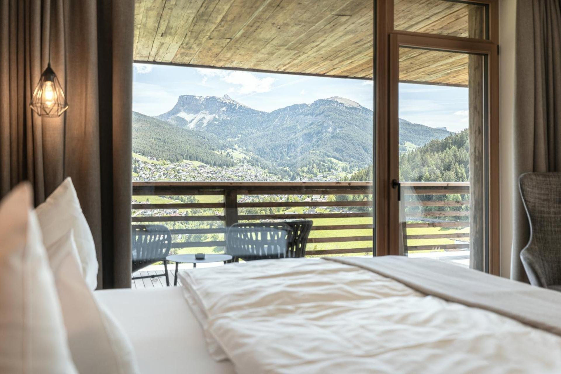 Hotel Niblea Dolomites Ortisei Exterior foto